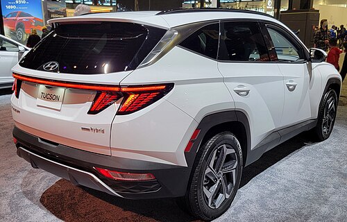 יונדאי TUCSON HYBRID