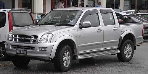 איסוזו D-MAX