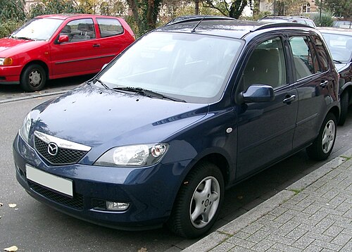 מזדה MAZDA 2