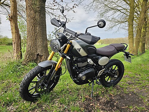טריאומף SCRAMBLER 400X